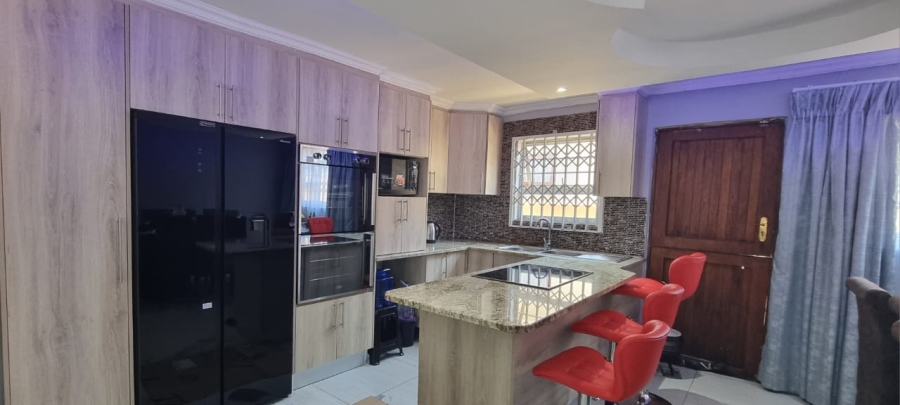 3 Bedroom Property for Sale in Rosedale Park Eastern Cape